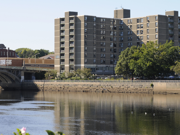 River's Edge Apartments