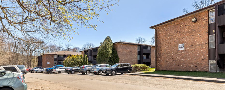 Tatnuck Brook Exterior