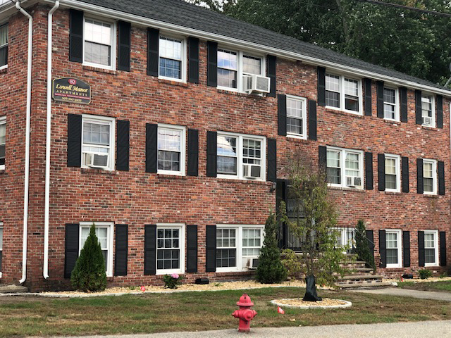 Lowell Manor Apartments